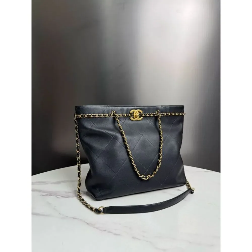 Chanel Women Pre-Loved Bag Very Good Condition